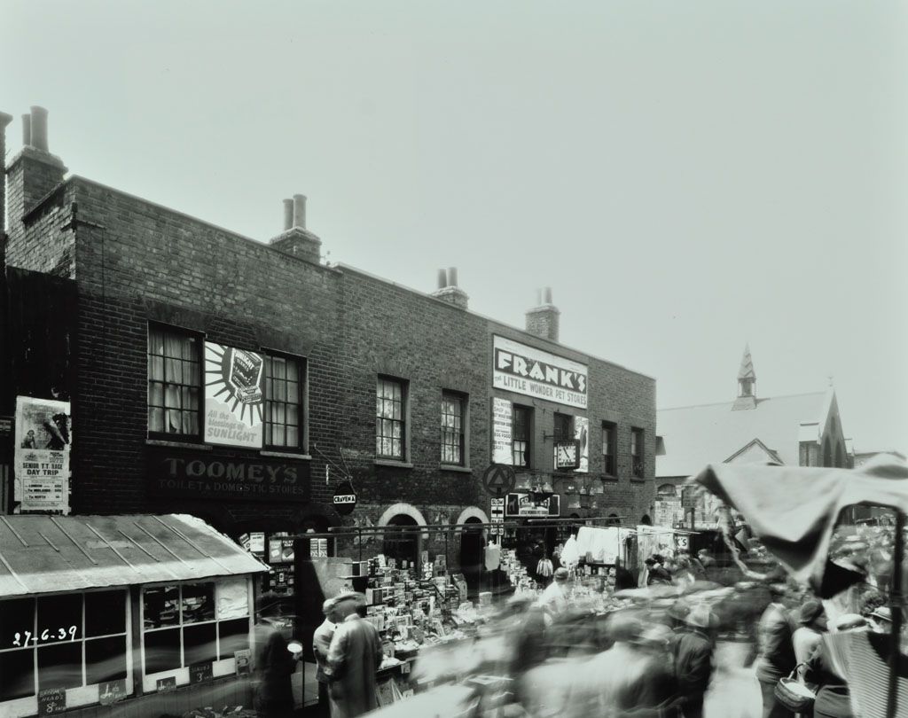 洋書 MAKERS OF EAST LONDON Makers of East London (coffee table book) - Hoxton Mini Press